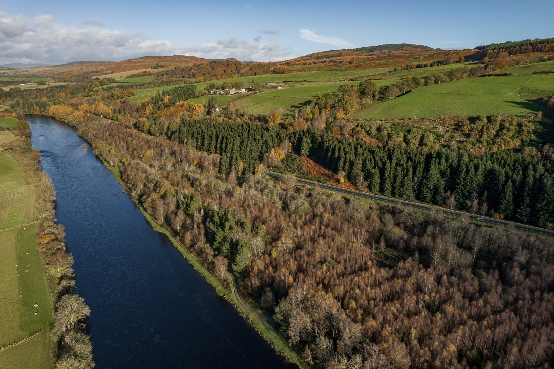 Background image - 20211109 = Tay Crossing Ballinluig 004
