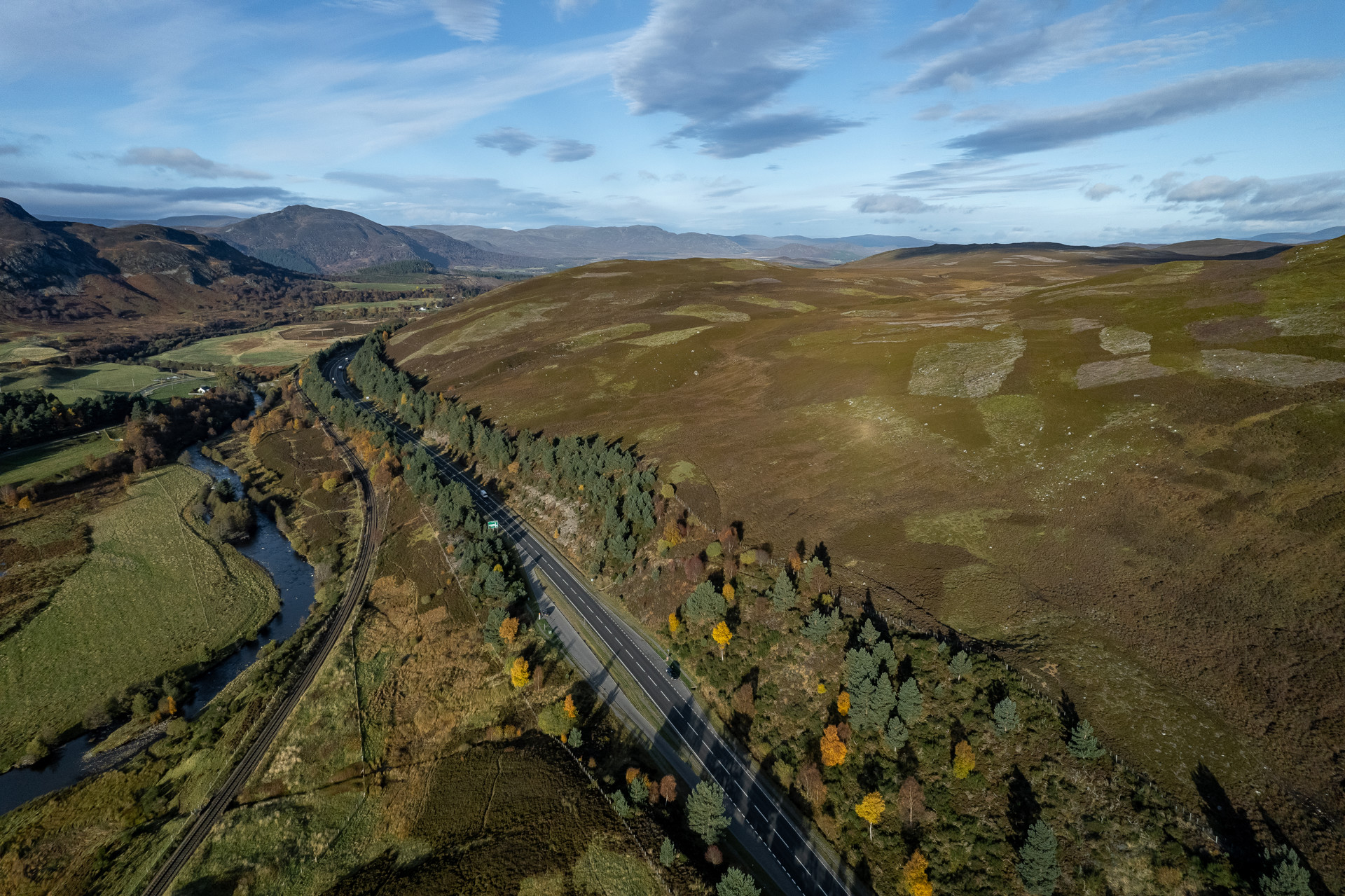 Background image - 20211104 = Glen Garry Dalwhinnie 018
