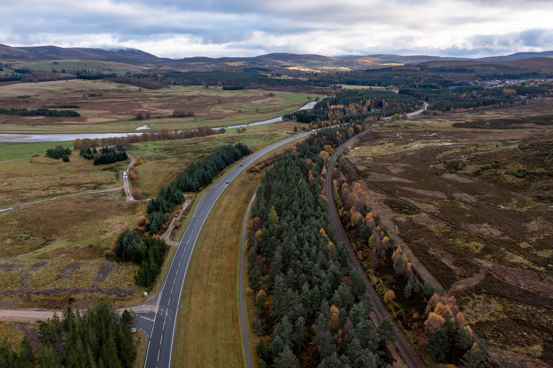 Background image - 20211102 = Tomatin Moy 013