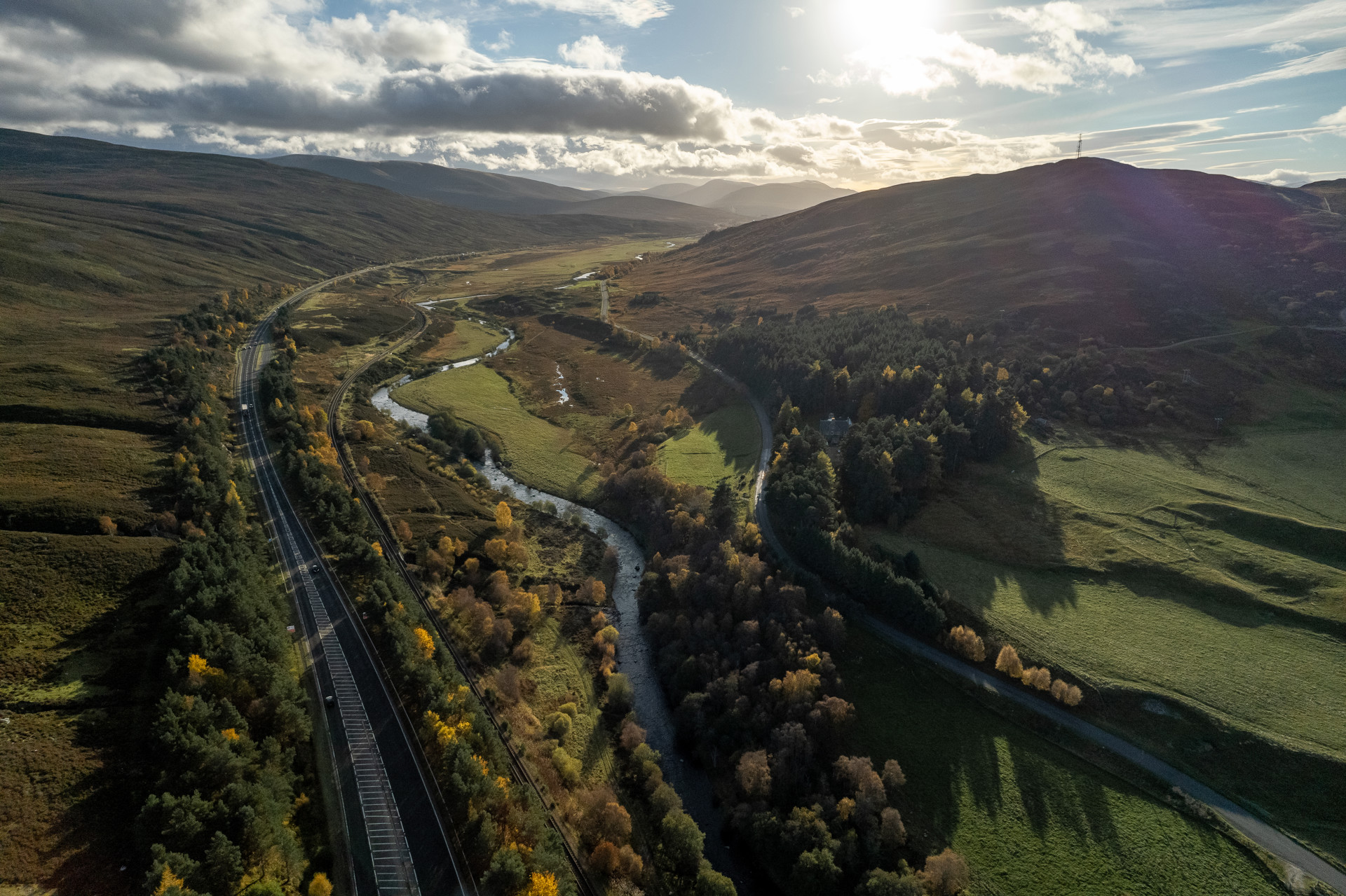 Background image - 20211104 = Dalwhinnie Crubenmore 005