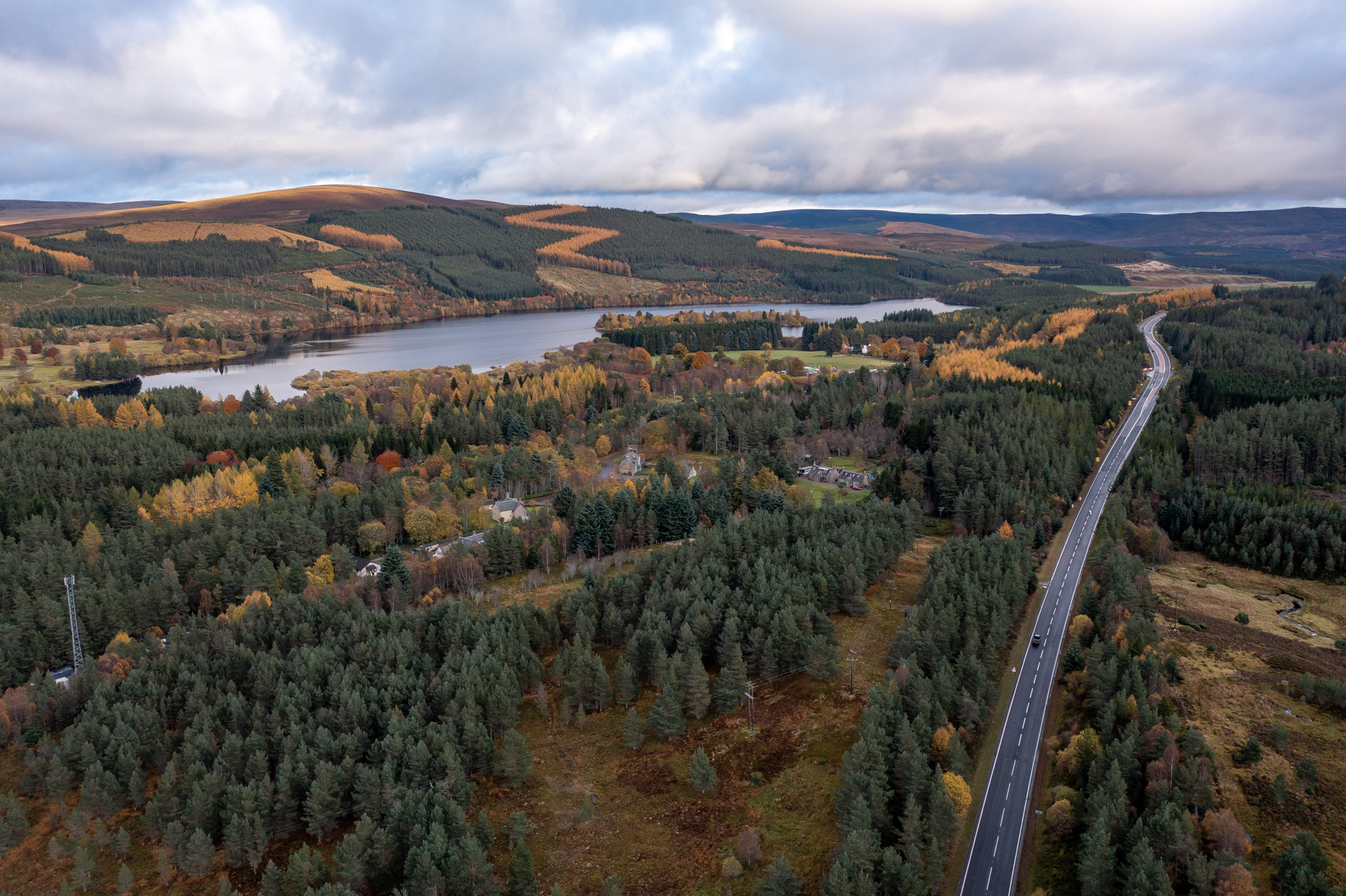 Background image - 20211102 = Tomatin Moy 020