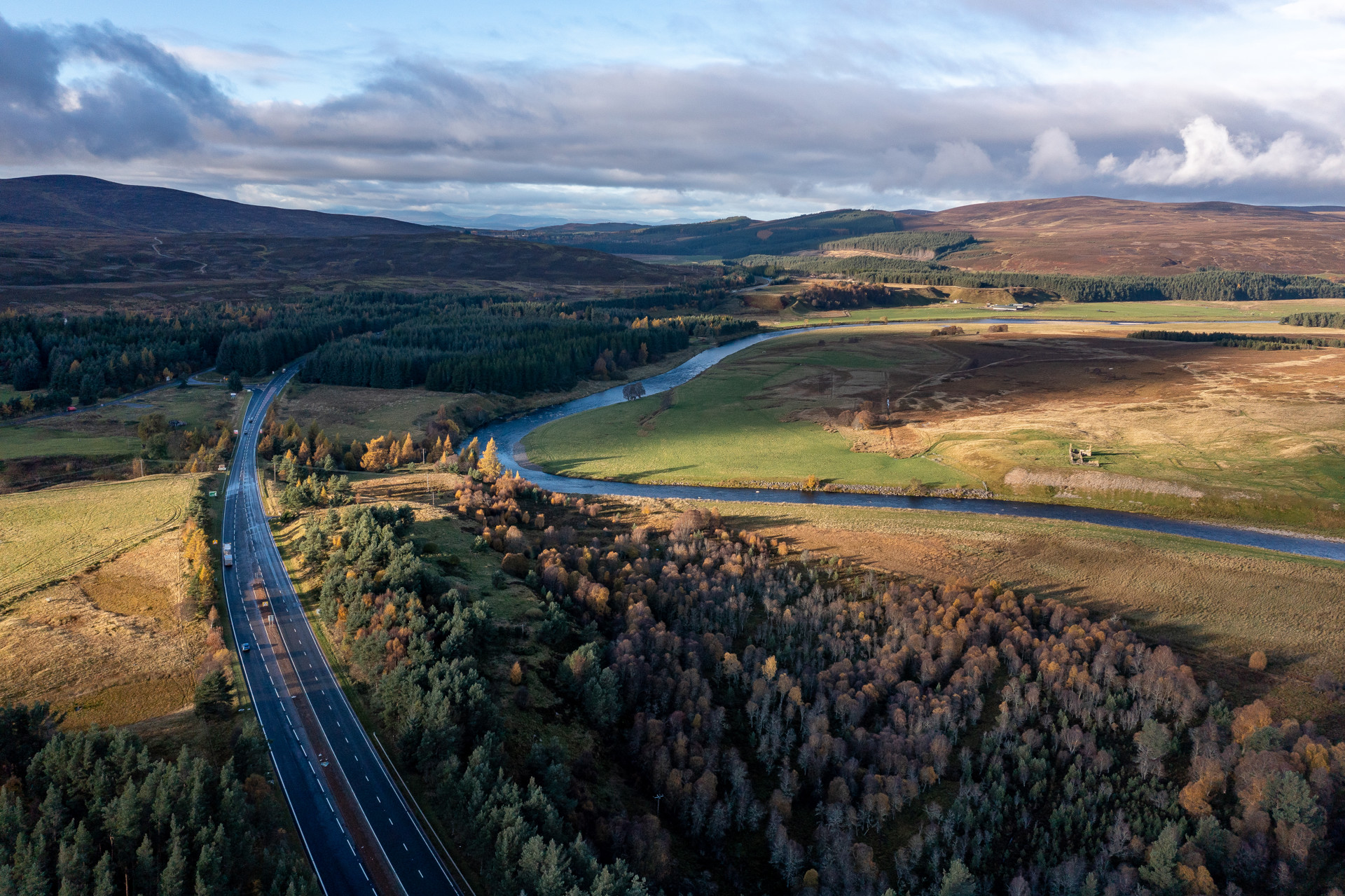 Background image - 20211102 = Tomatin Moy 002