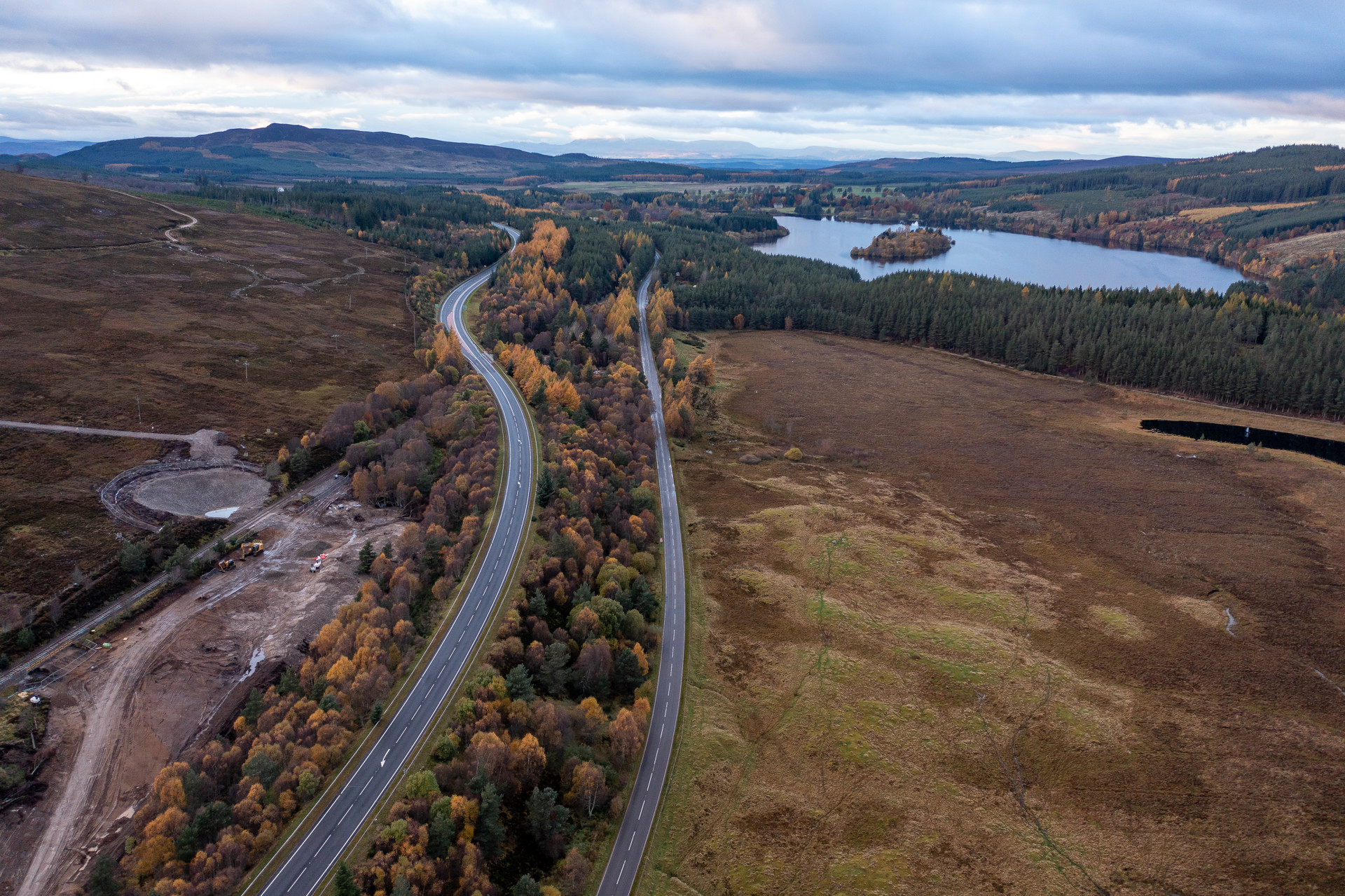 Background image - 20211102 = Tomatin Moy 040