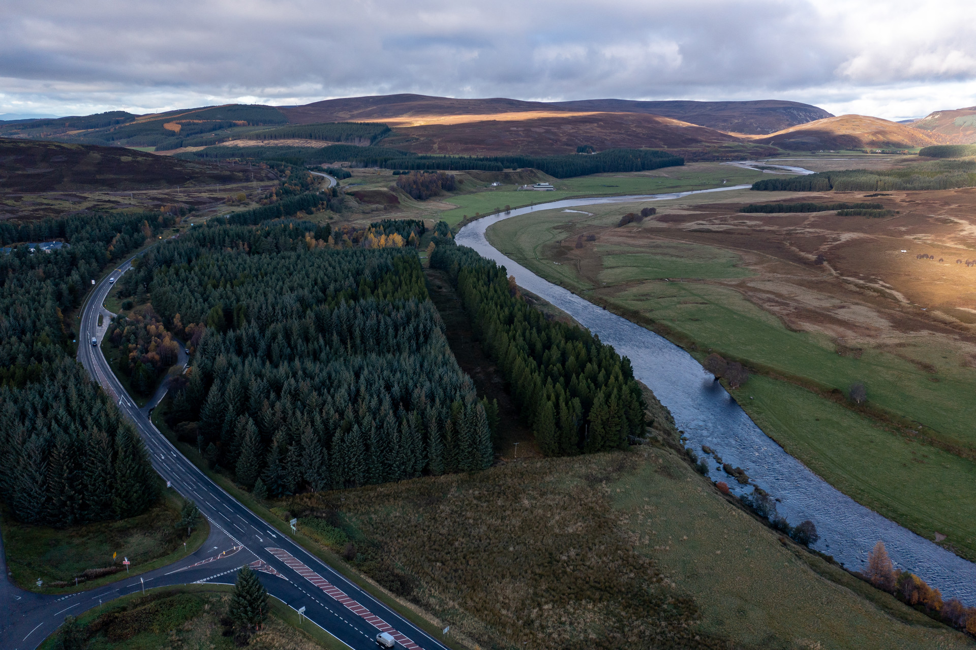 Background image - 20211102 = Tomatin Moy 004