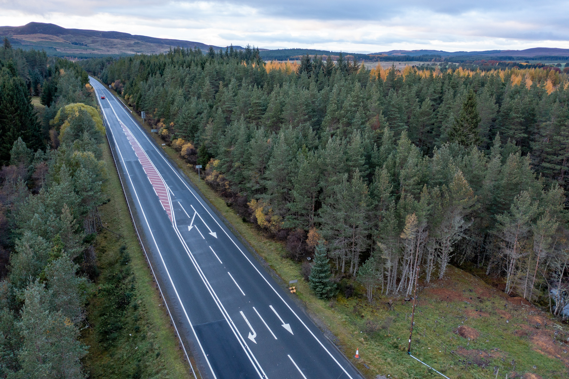 Background image - 20211102 = Tomatin Moy 037