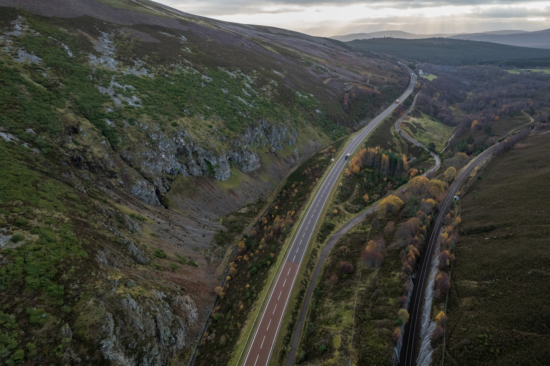 Background image - 20211110 = Dalraddy Slochd 009