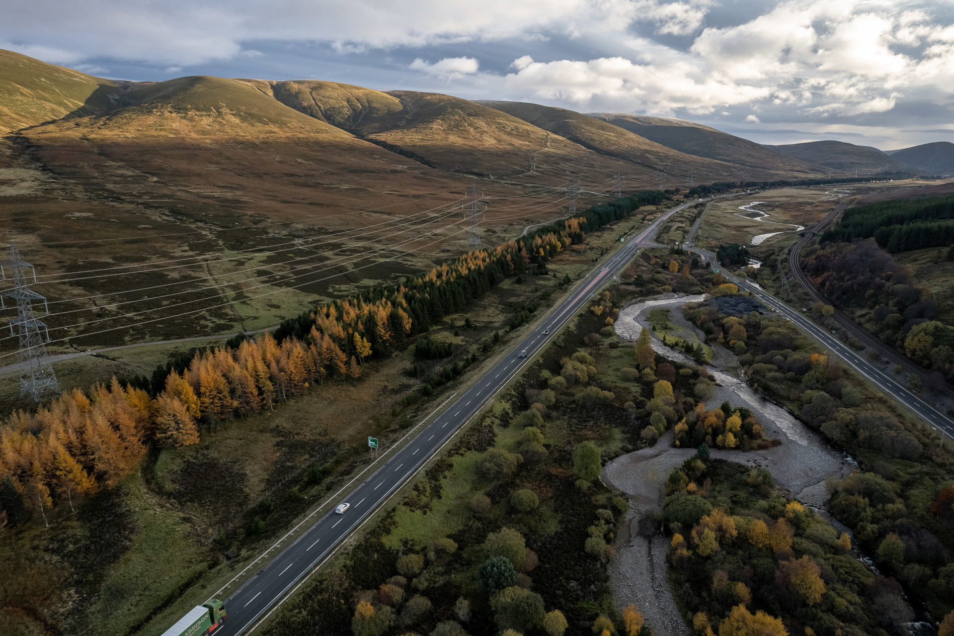 Background image - 20211104 = Glen Garry Dalwhinnie 004
