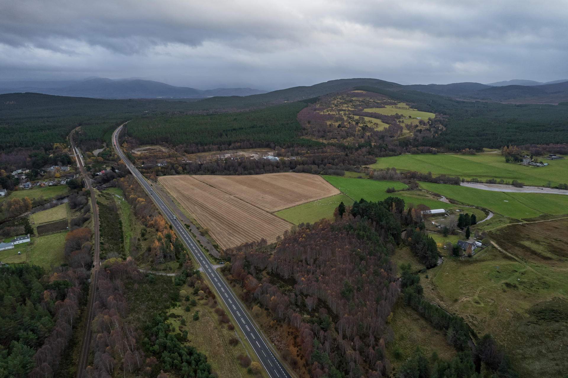 Background image - 20211110 = Dalraddy Slochd 004