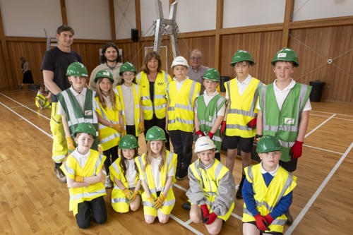 Pupils at Strathdearn Primary School with the Cabinet Secretary