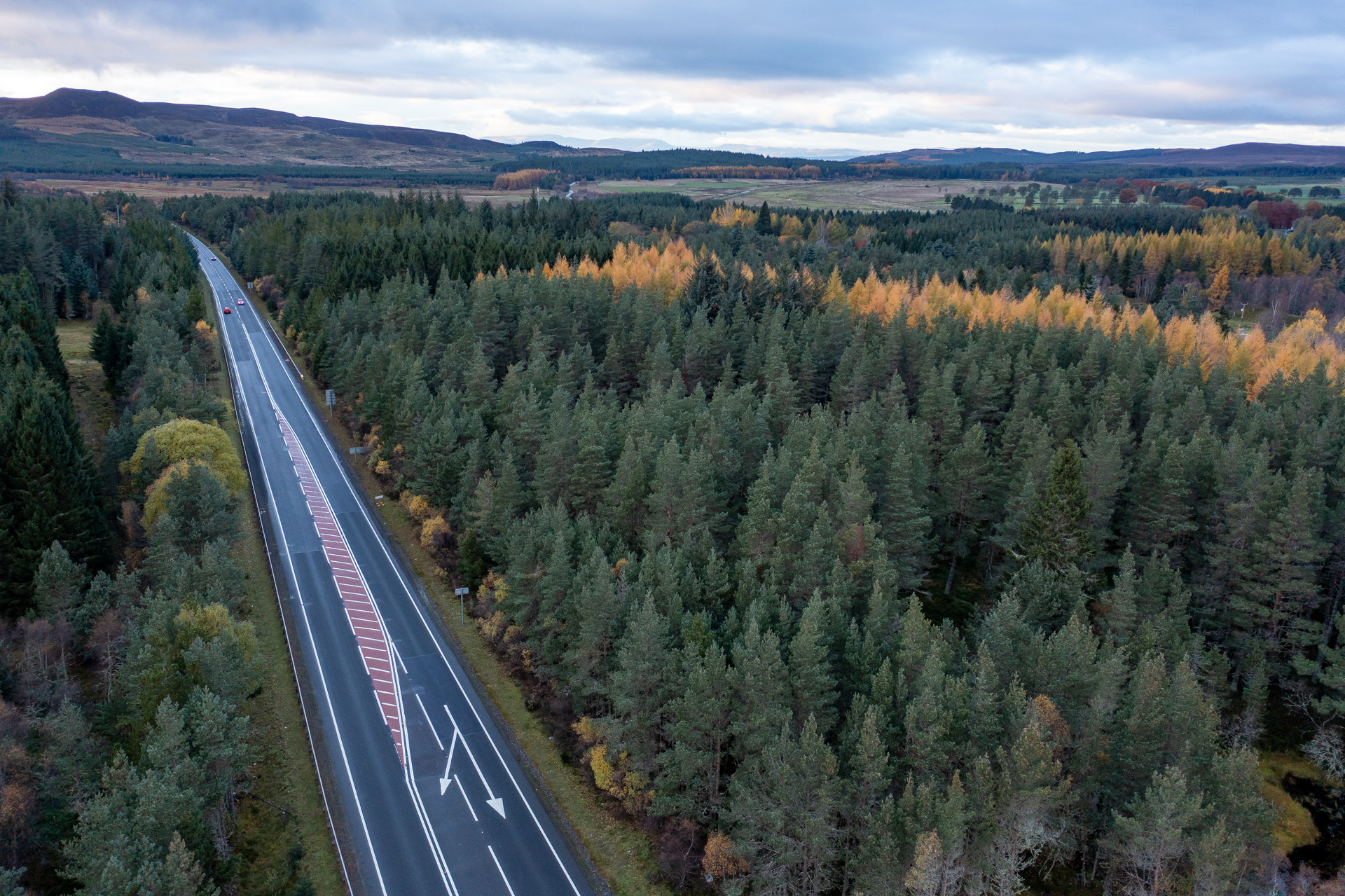 Background image - 20211102 = Tomatin Moy 034