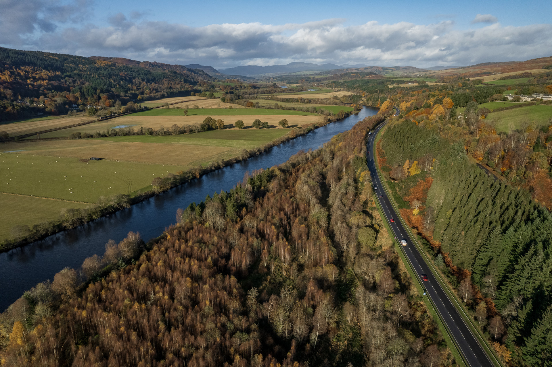 Background image - 20211109 = Tay Crossing Ballinluig 003