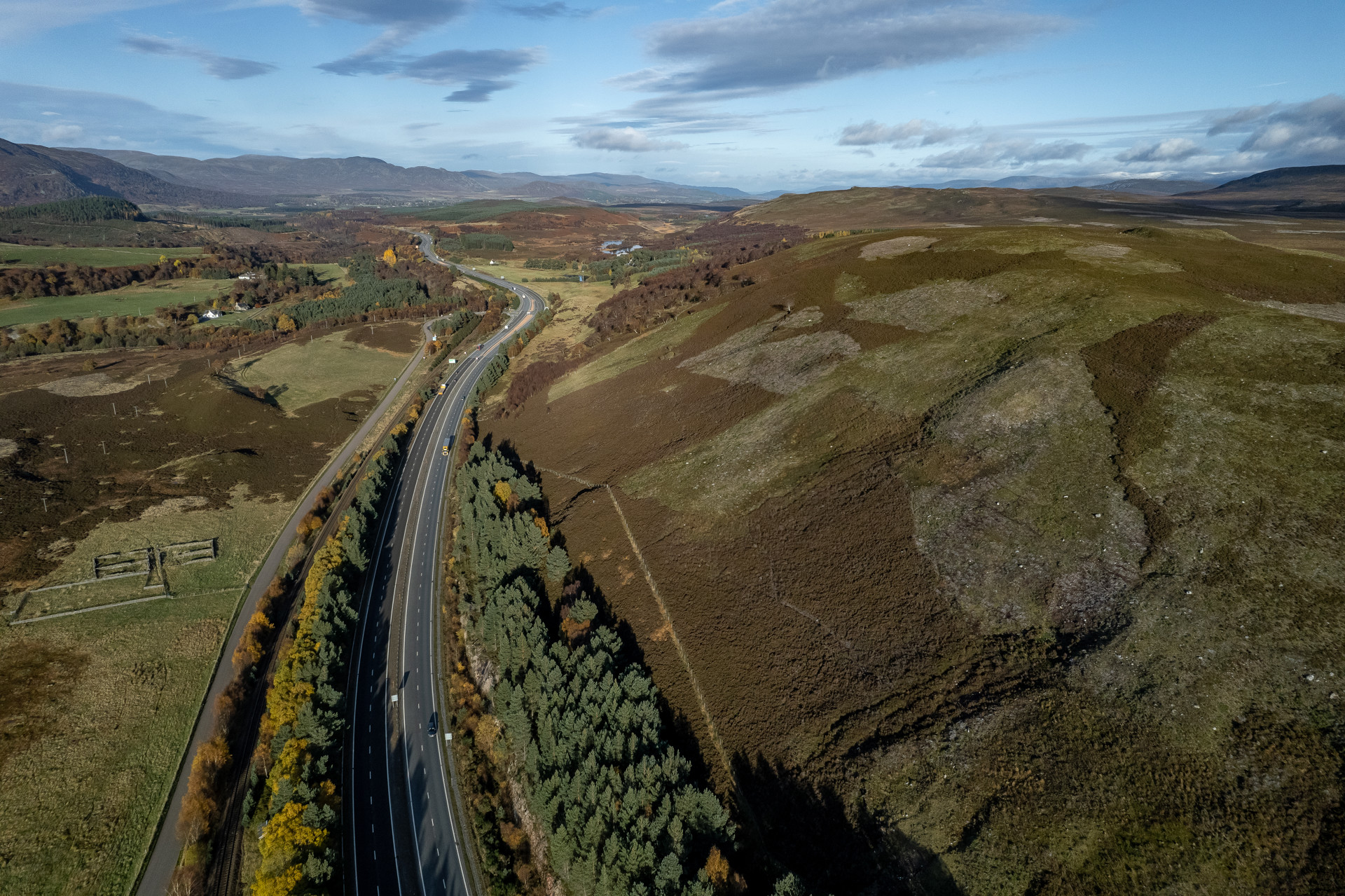 Background image - 20211104 = Glen Garry Dalwhinnie 019