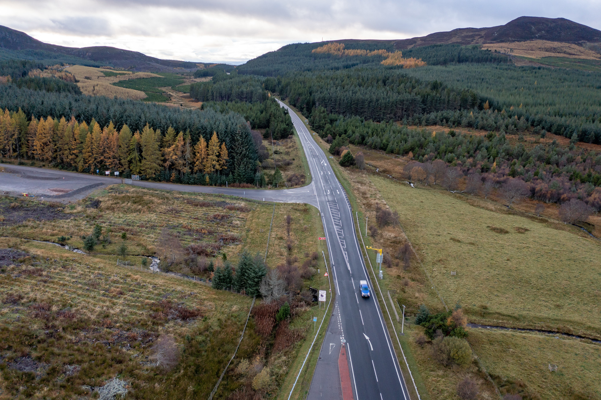 Background image - 20211102 = Tomatin Moy 025